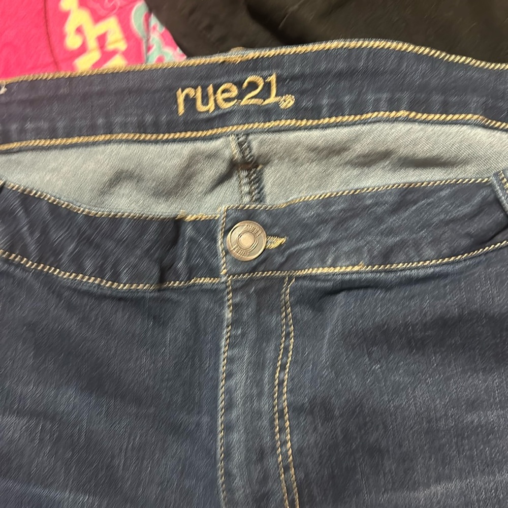 Women’s plus size rue 21 skinny jeans